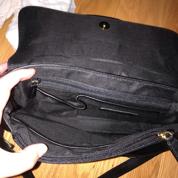 NWOT Etienne Aigner black leather purse - Picture 7 of 8